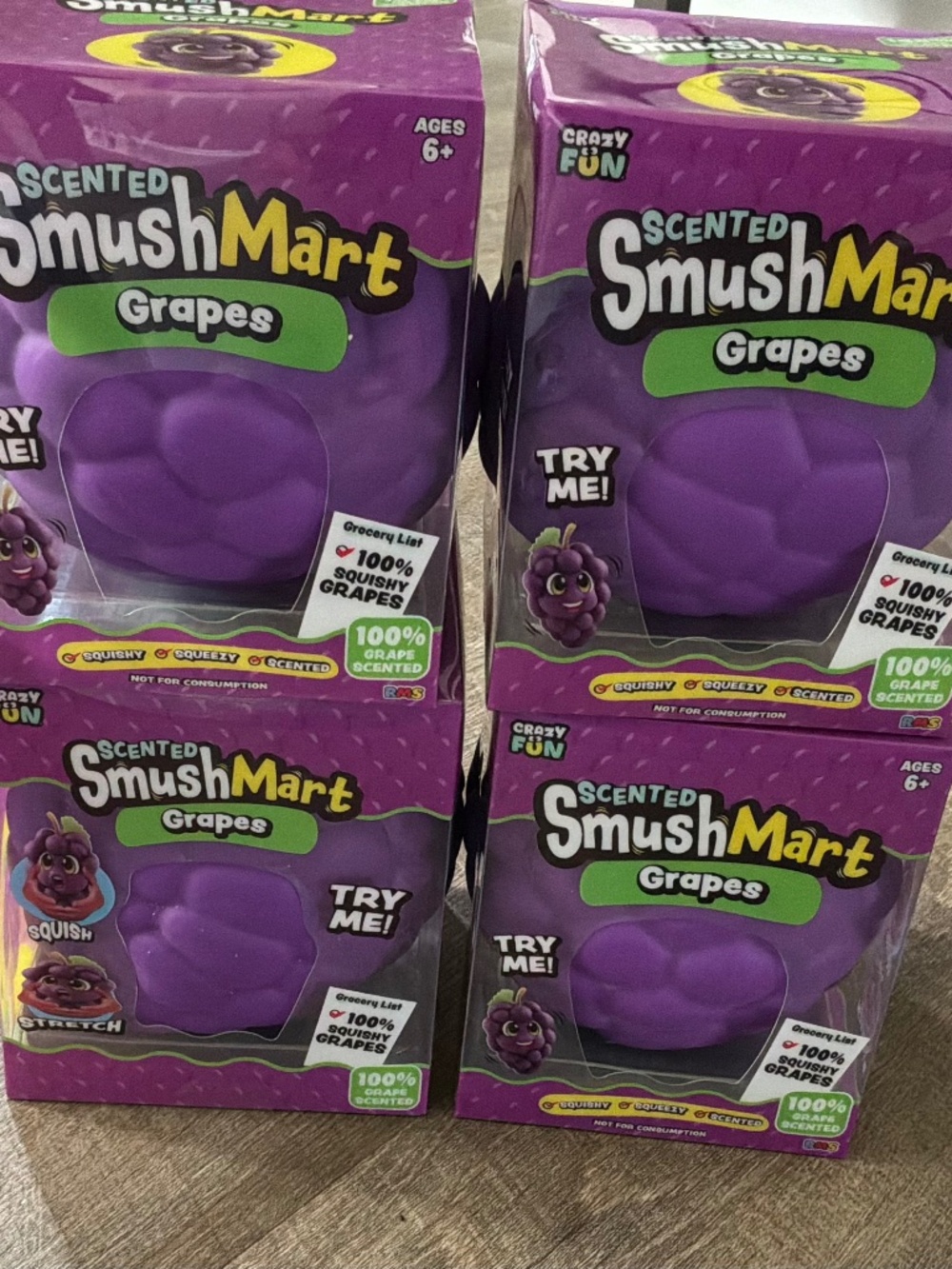SmushMart Scented Grape Squishy